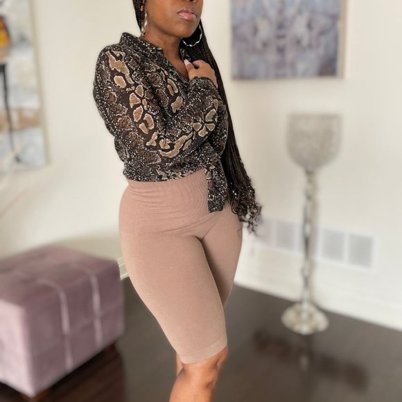 (NWT) "Hold Me Tight" Biker Shorts - Mocha - Picture 2 of 3